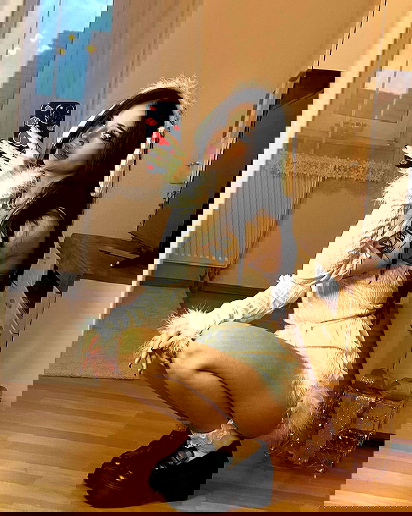 cata.leyah image ~ Altpins