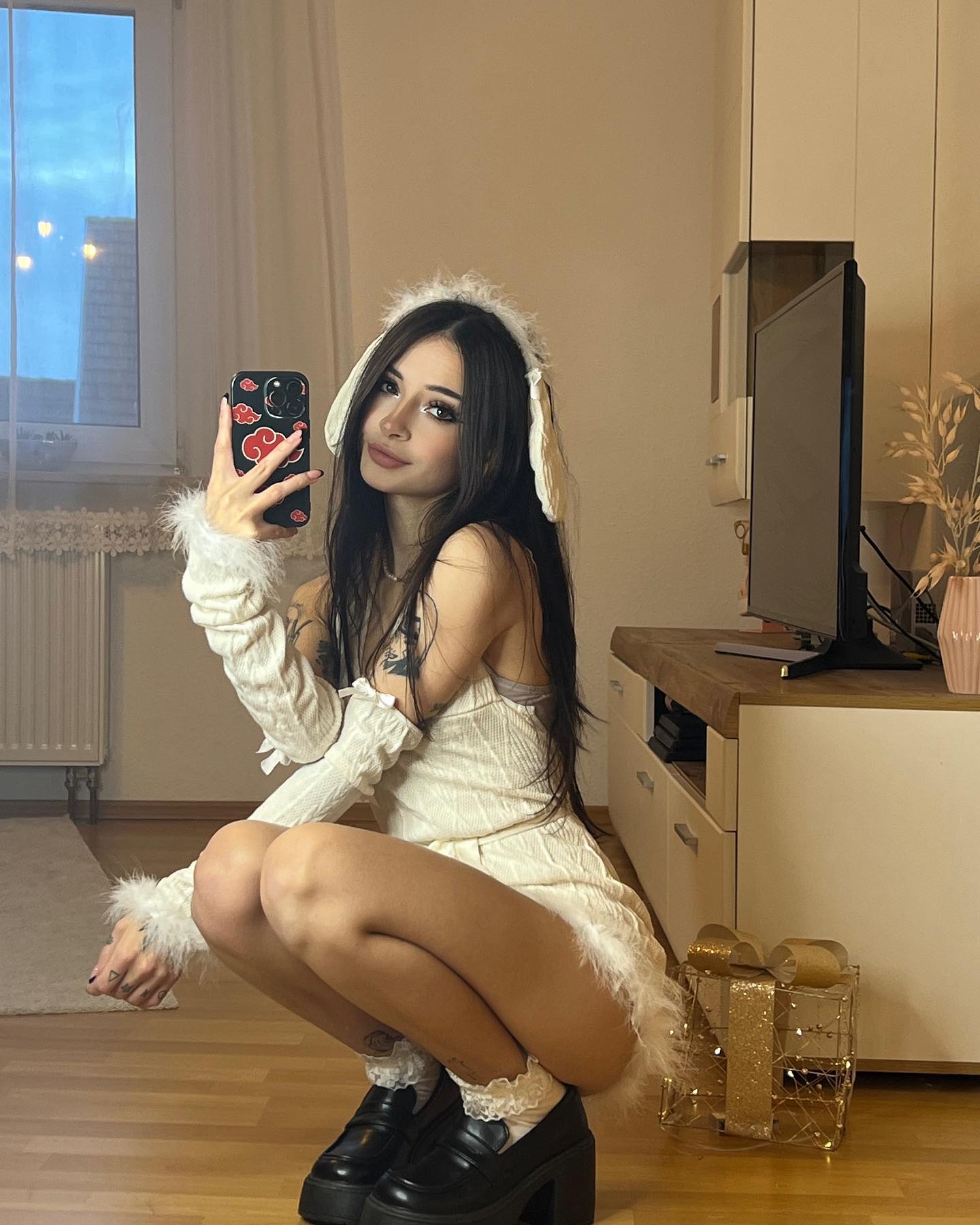 cata.leyah instagram image archive image