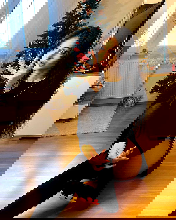 cata.leyah image ~ Altpins