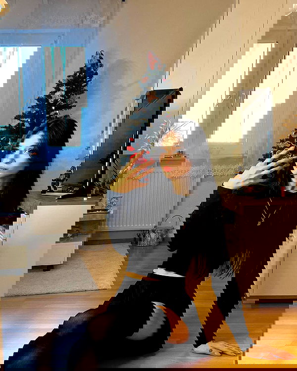 cata.leyah image ~ Altpins