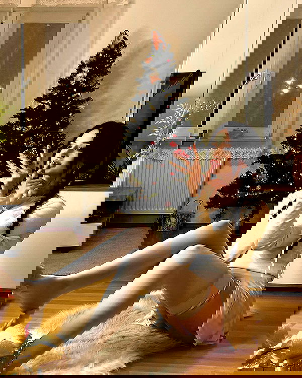 cata.leyah image ~ Altpins