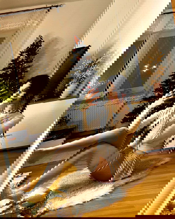 cata.leyah image ~ Altpins