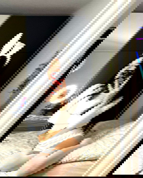 cata.leyah image ~ Altpins