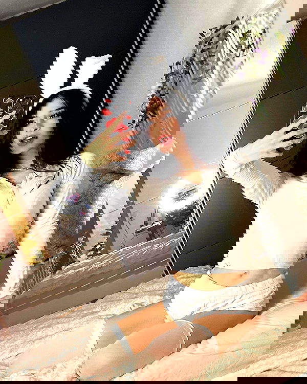 cata.leyah image ~ Altpins