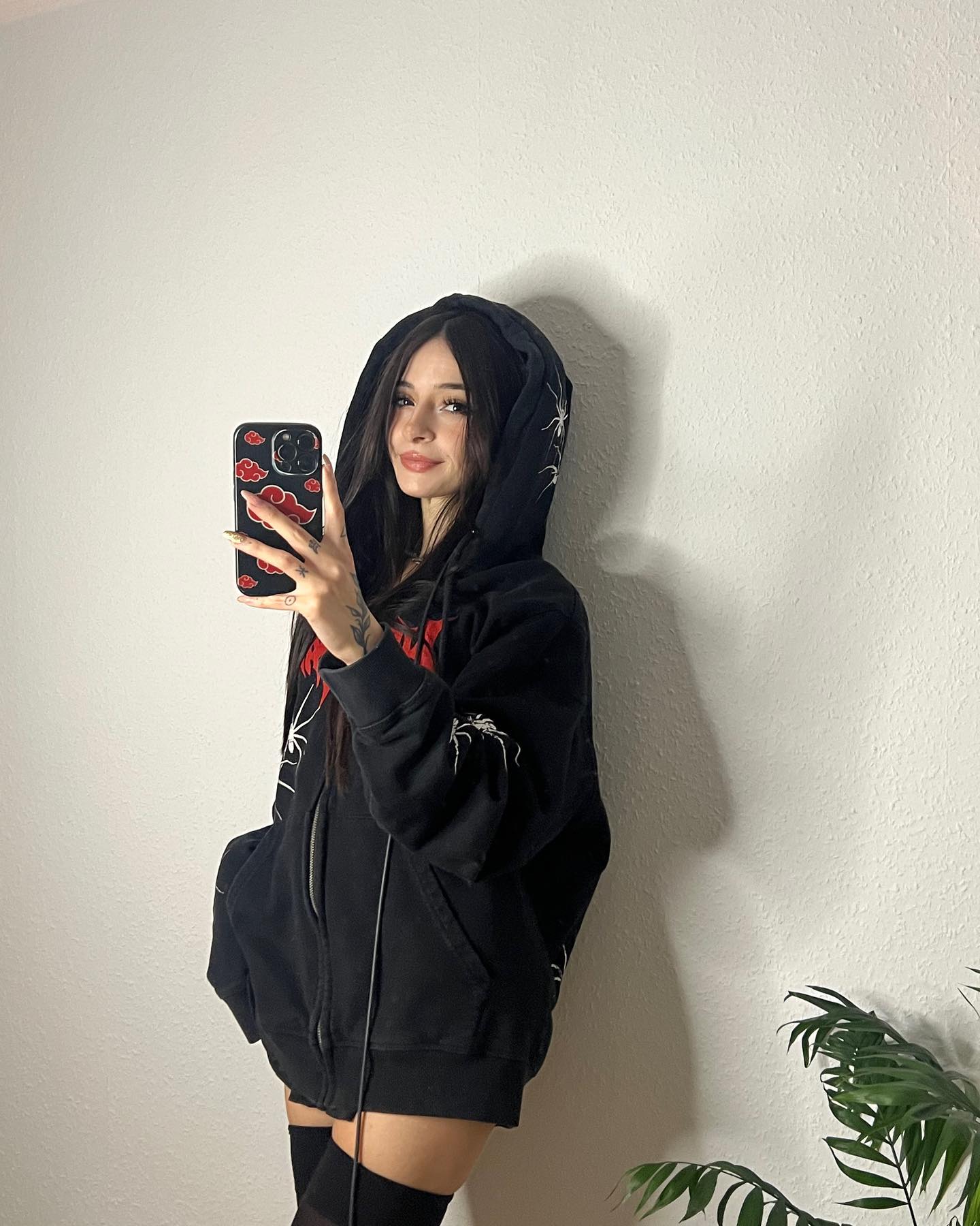 cata.leyah instagram image archive image