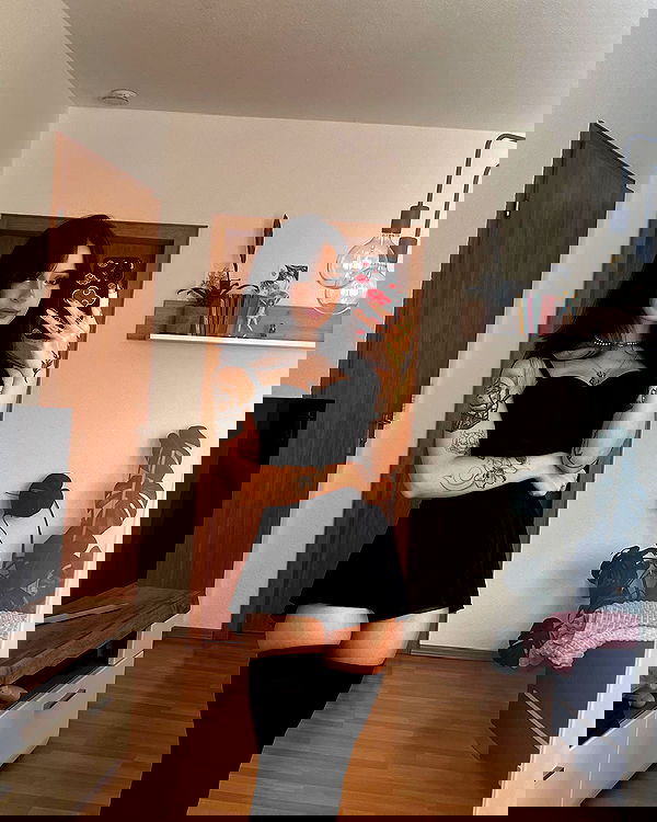 cata.leyah image ~ Altpins