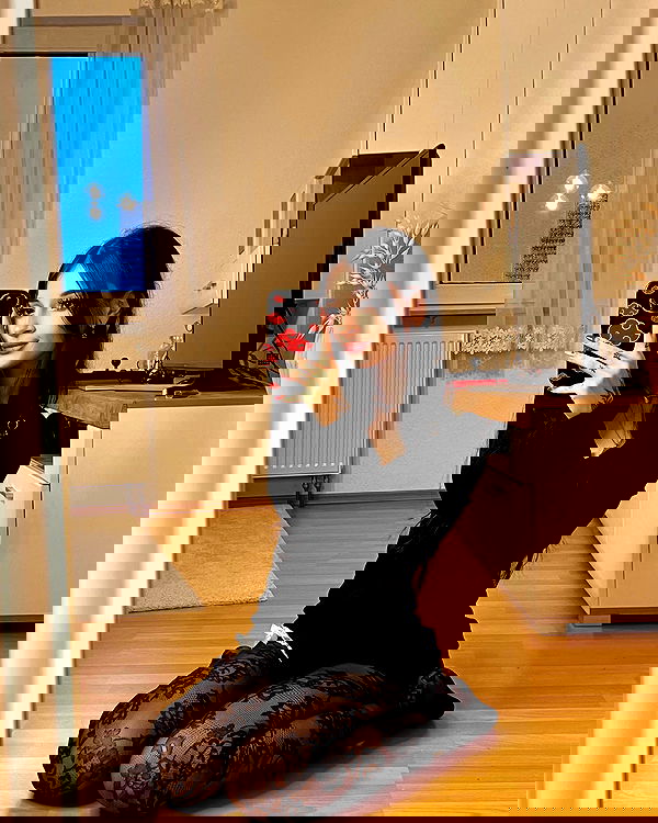 cata.leyah image ~ Altpins