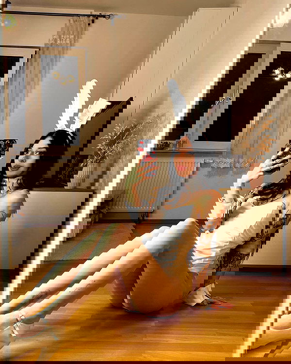 cata.leyah image ~ Altpins