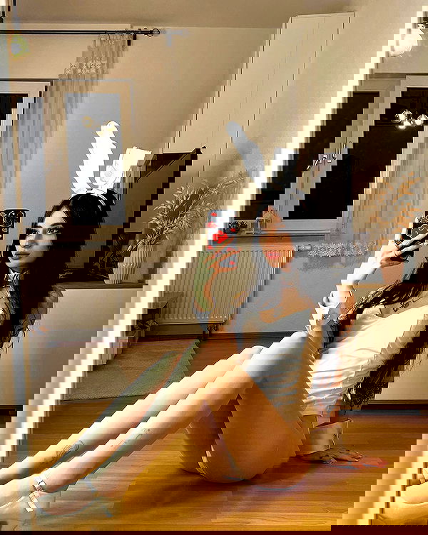 cata.leyah image ~ Altpins