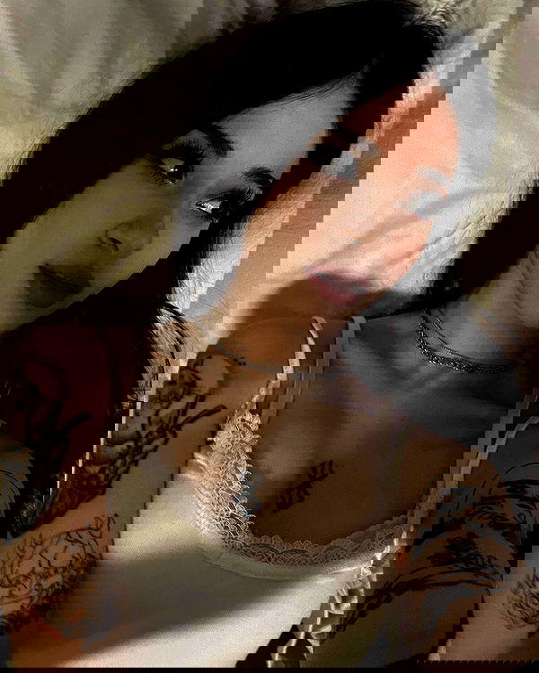 cata.leyah image ~ Altpins