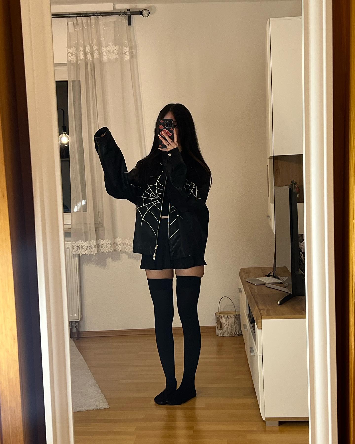 cata.leyah instagram image archive image