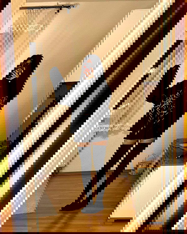 cata.leyah image ~ Altpins