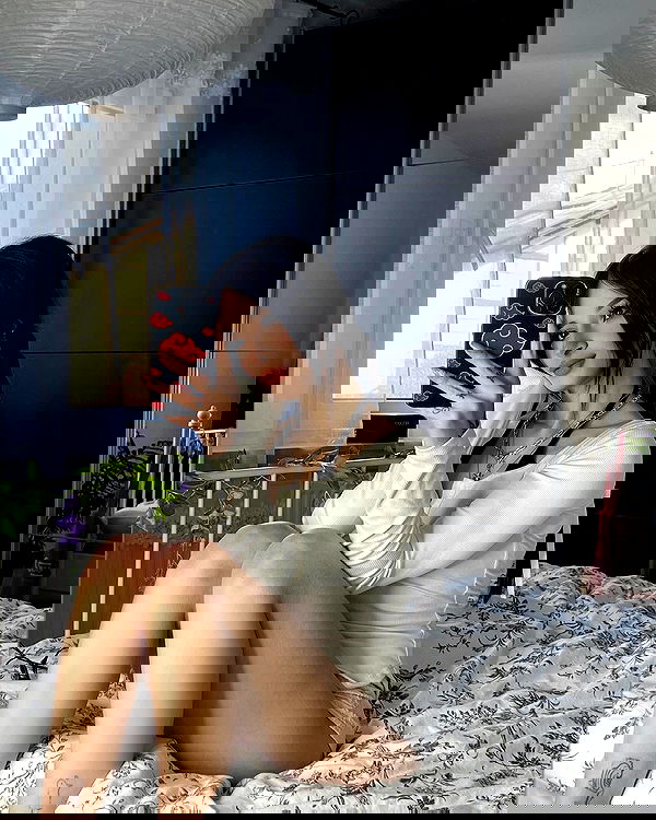 cata.leyah image ~ Altpins