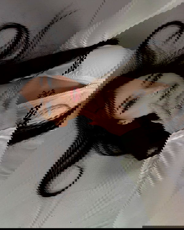 cata.leyah image ~ Altpins