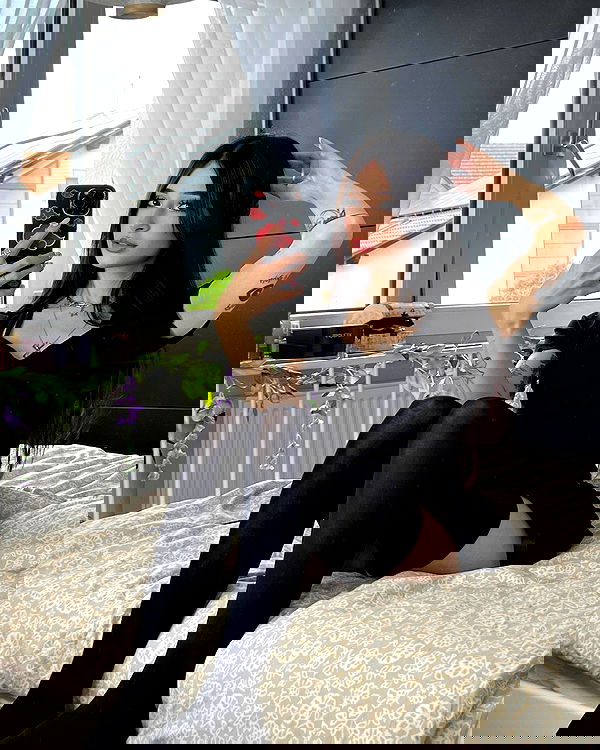 cata.leyah image ~ Altpins