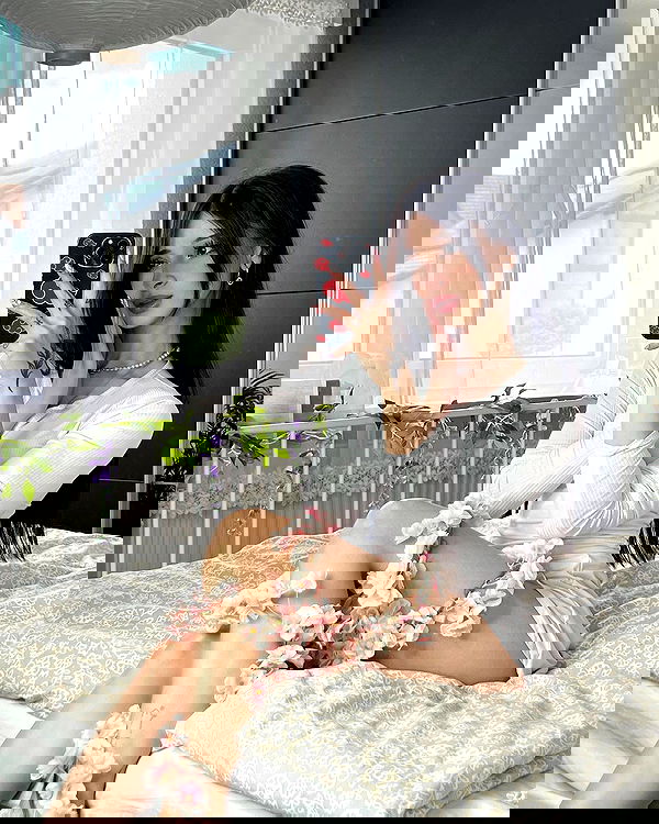 cata.leyah image ~ Altpins