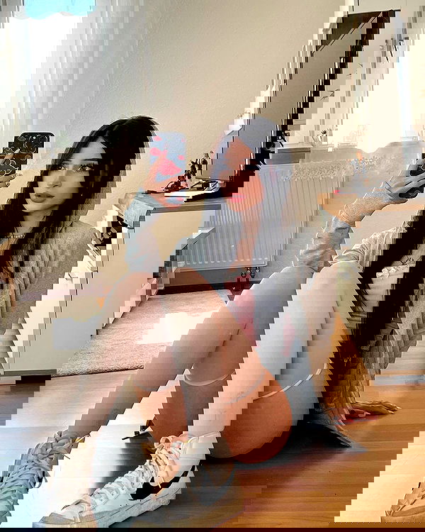 cata.leyah image ~ Altpins