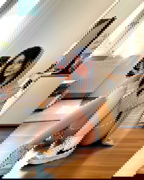 cata.leyah image ~ Altpins