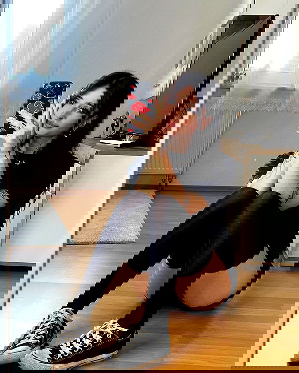 cata.leyah image ~ Altpins