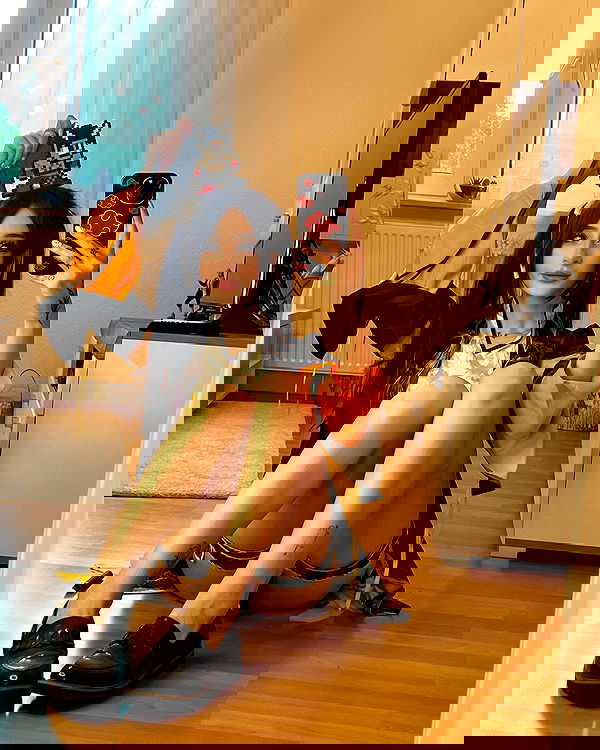 cata.leyah image ~ Altpins