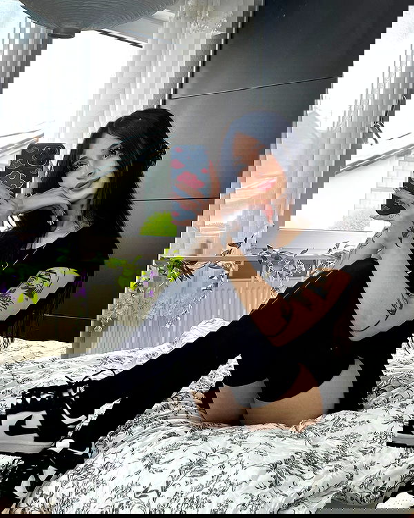 cata.leyah image ~ Altpins