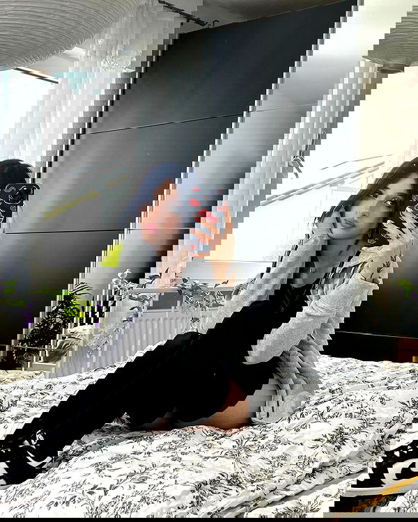 cata.leyah image ~ Altpins