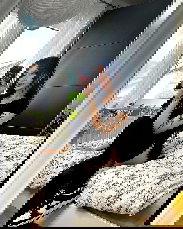 cata.leyah image ~ Altpins