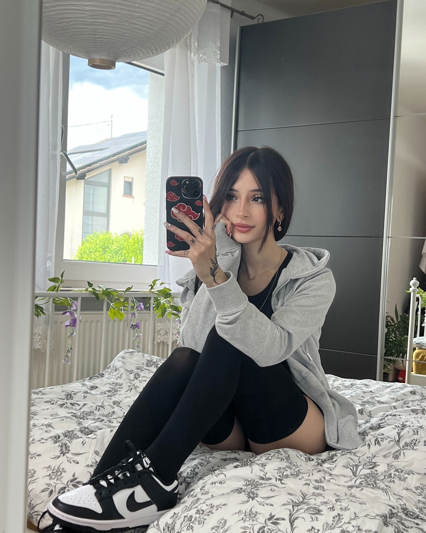 cata.leyah instagram image archive image