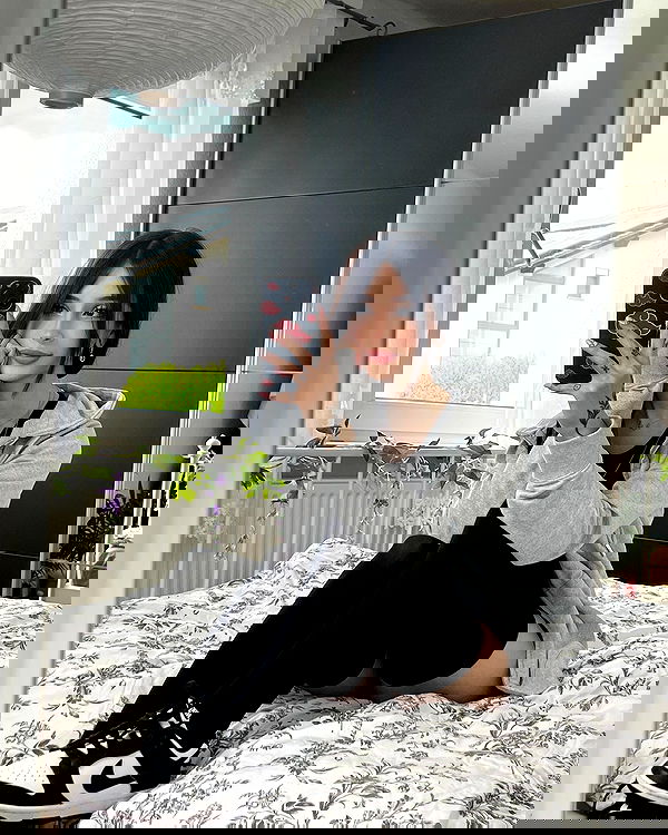 cata.leyah image ~ Altpins