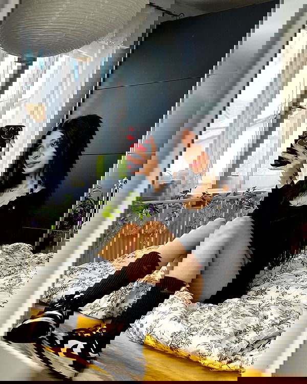 cata.leyah image ~ Altpins