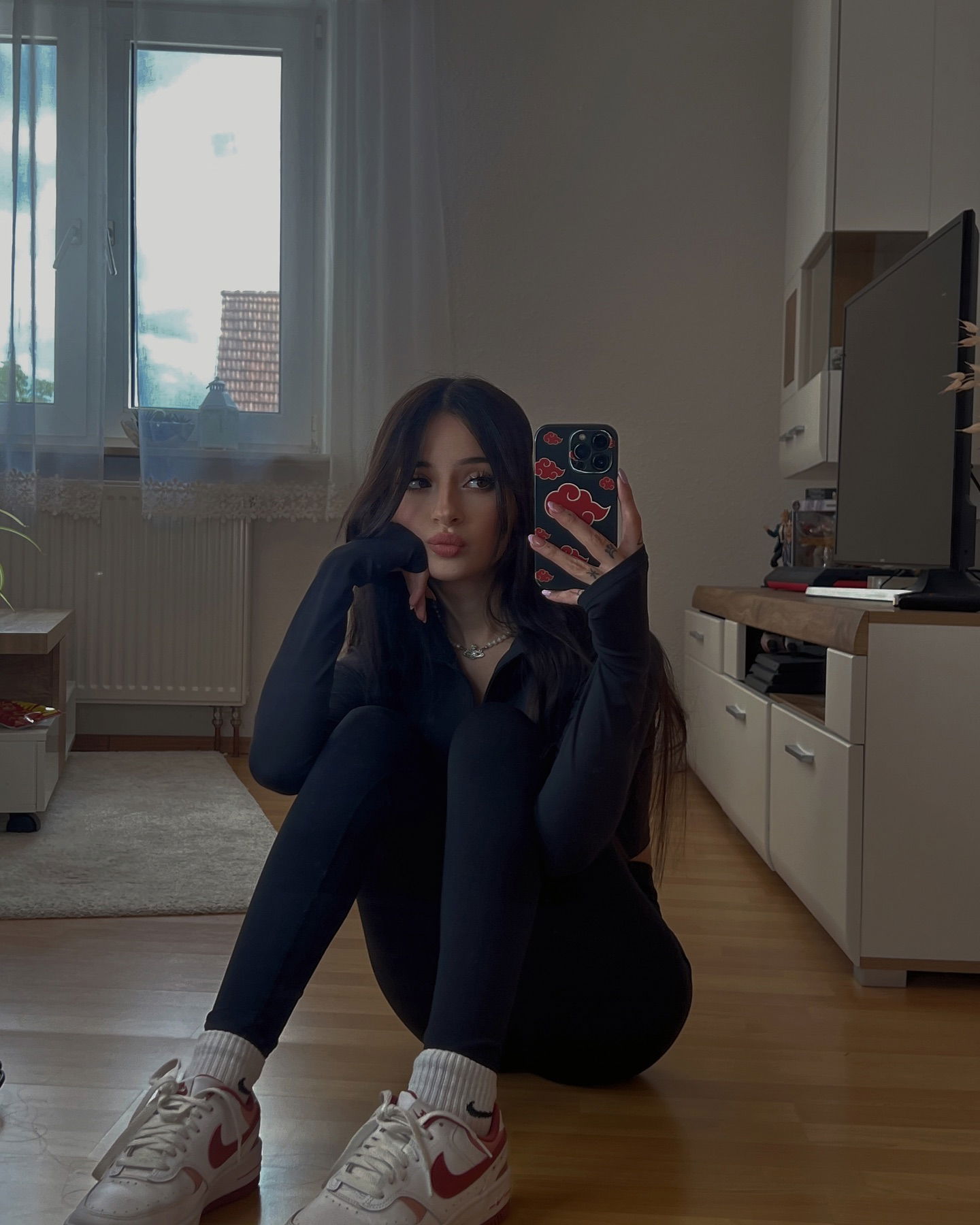 cata.leyah instagram image archive image