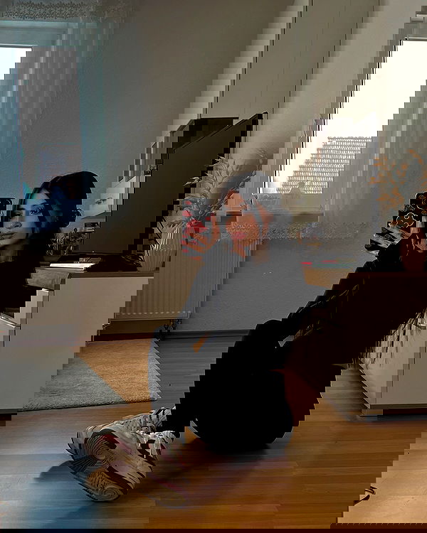 cata.leyah image ~ Altpins