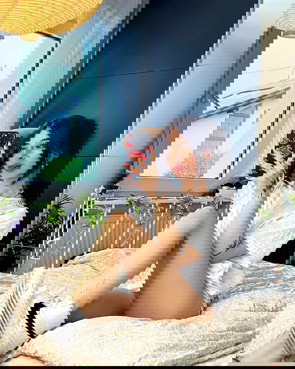 cata.leyah image ~ Altpins