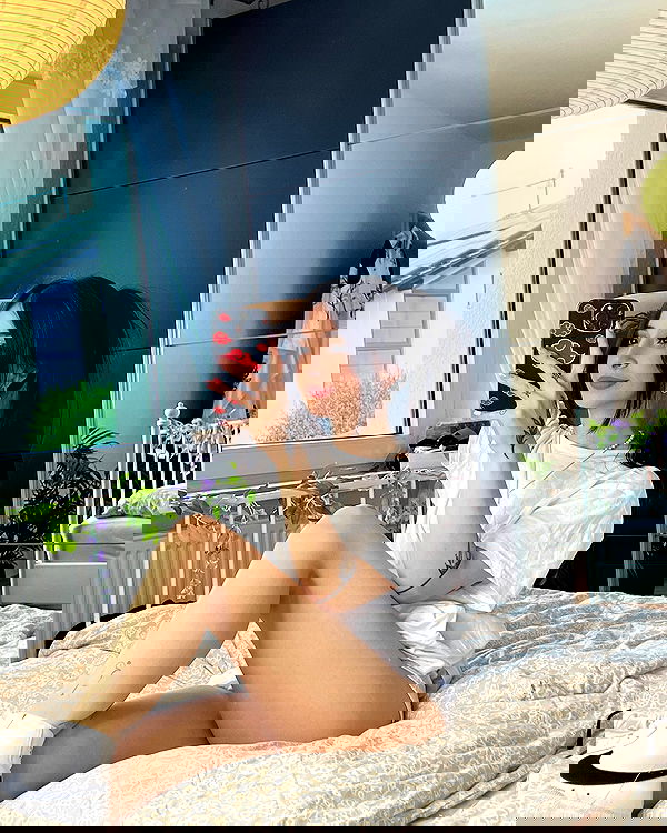 cata.leyah image ~ Altpins