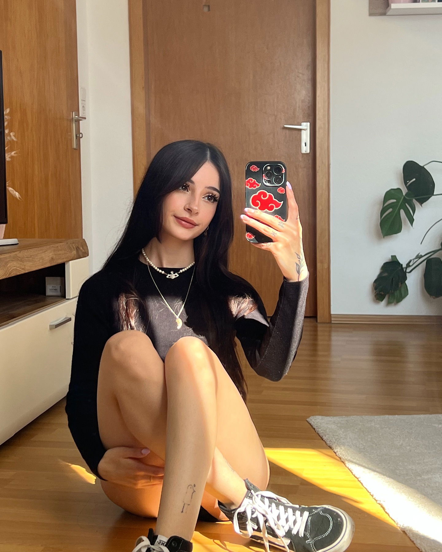 cata.leyah instagram image archive image