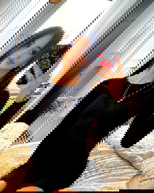 cata.leyah image ~ Altpins