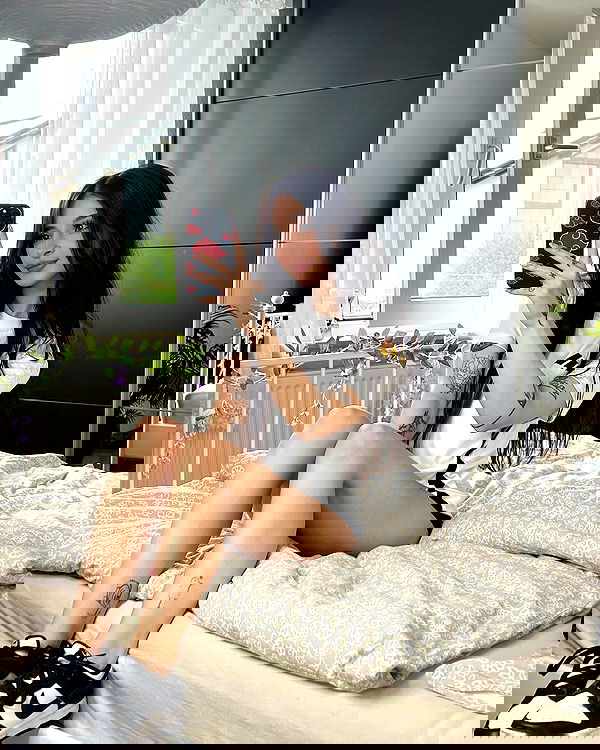 cata.leyah image ~ Altpins