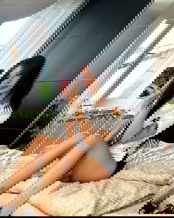 cata.leyah image ~ Altpins