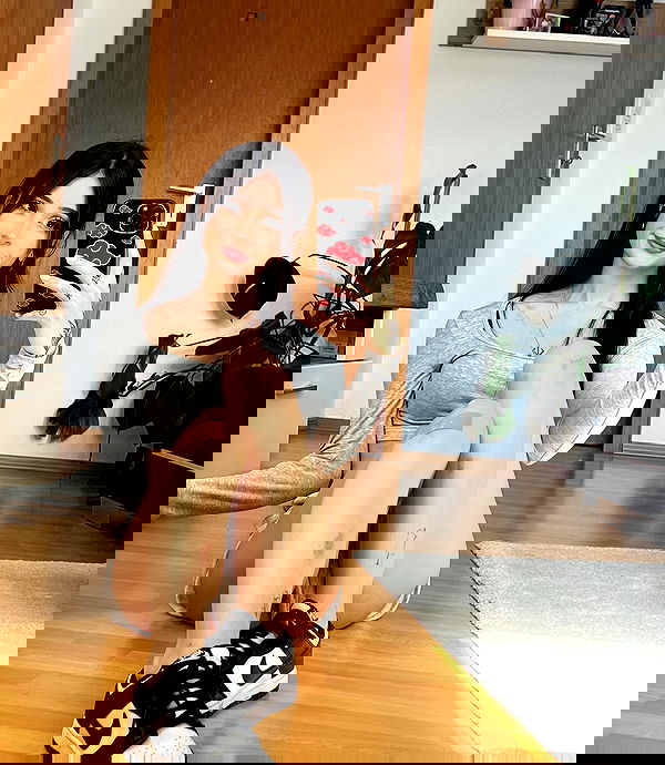 cata.leyah image ~ Altpins