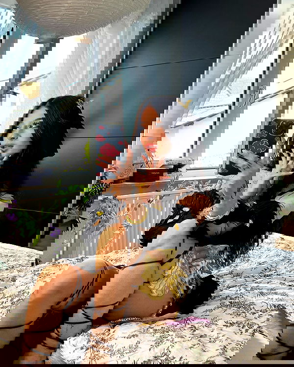 cata.leyah image ~ Altpins