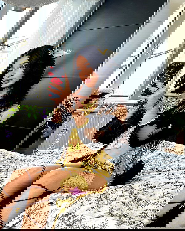 cata.leyah image ~ Altpins