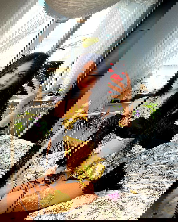 cata.leyah image ~ Altpins