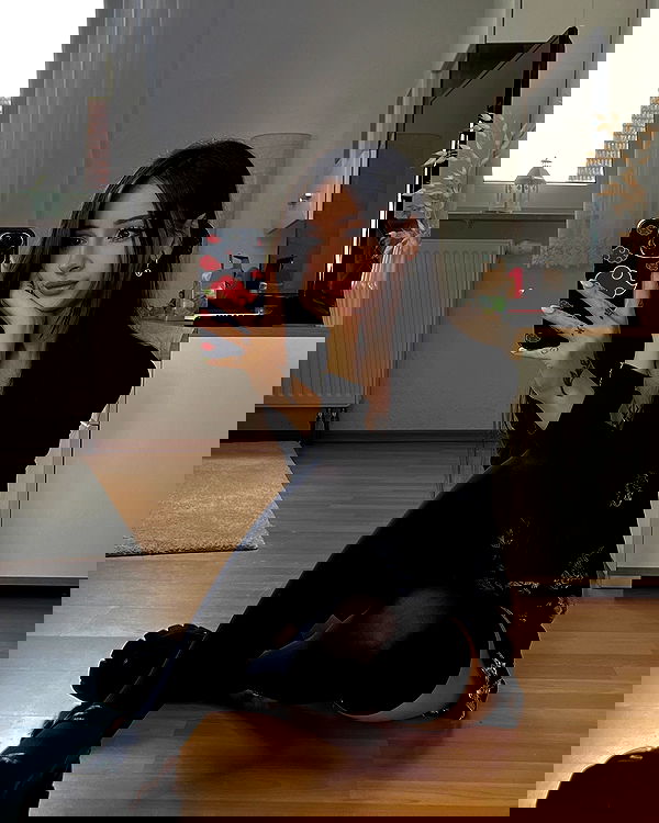 cata.leyah image ~ Altpins