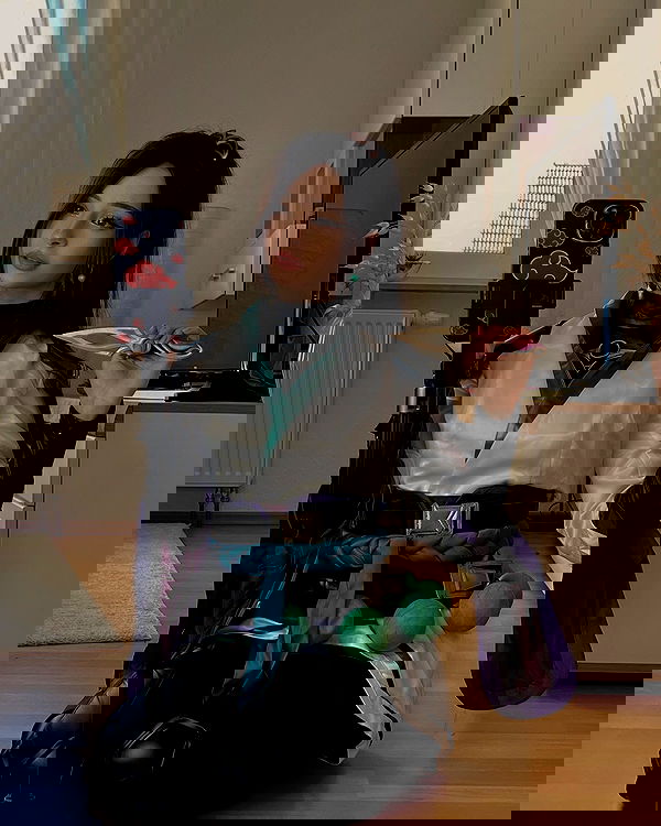 cata.leyah image ~ Altpins