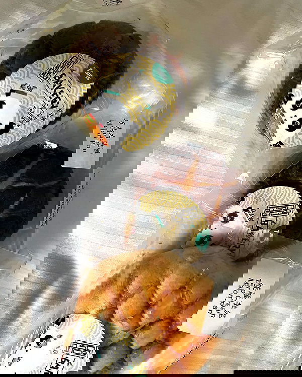 cata.leyah image ~ Altpins