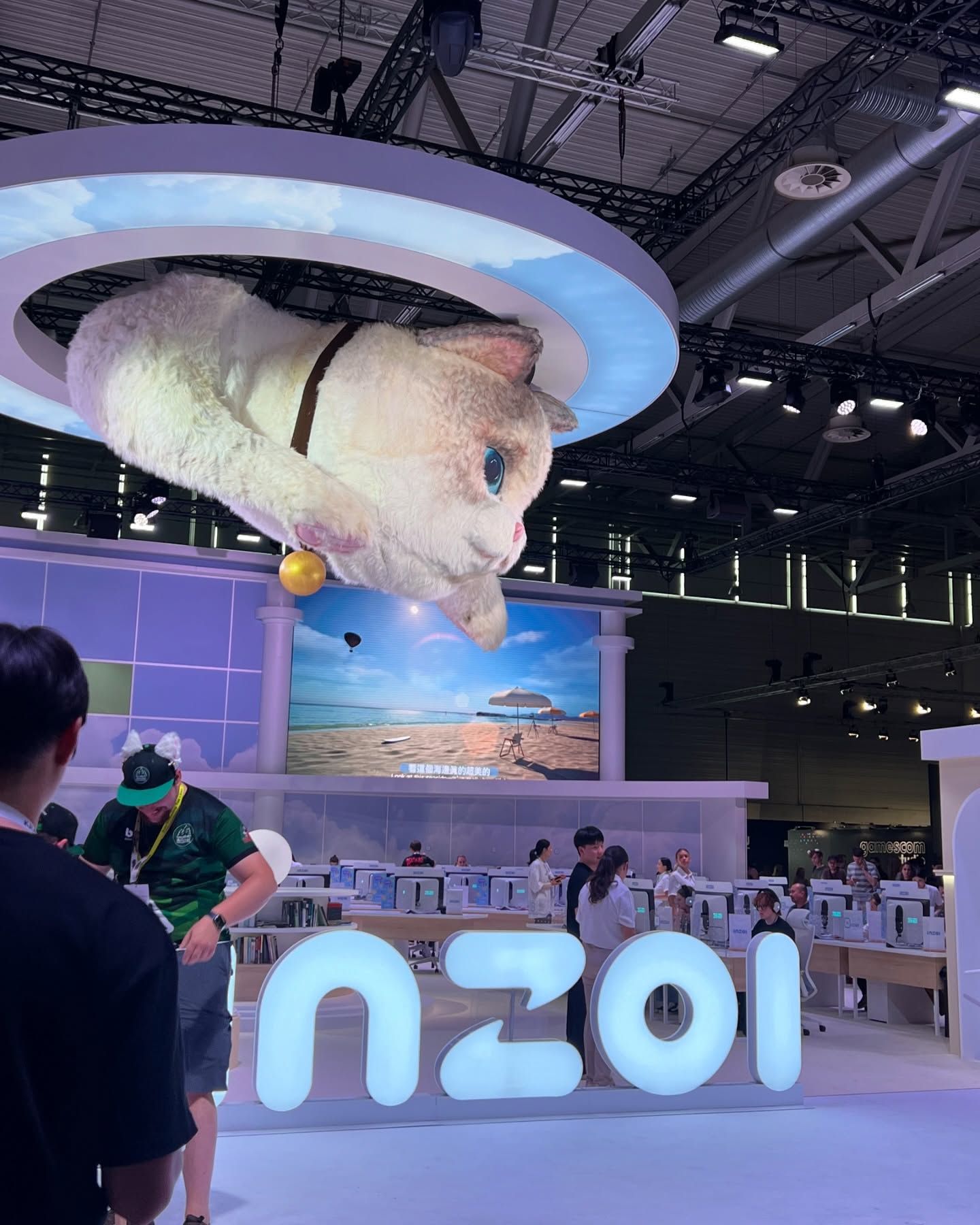 cata.leyah instagram image archive image