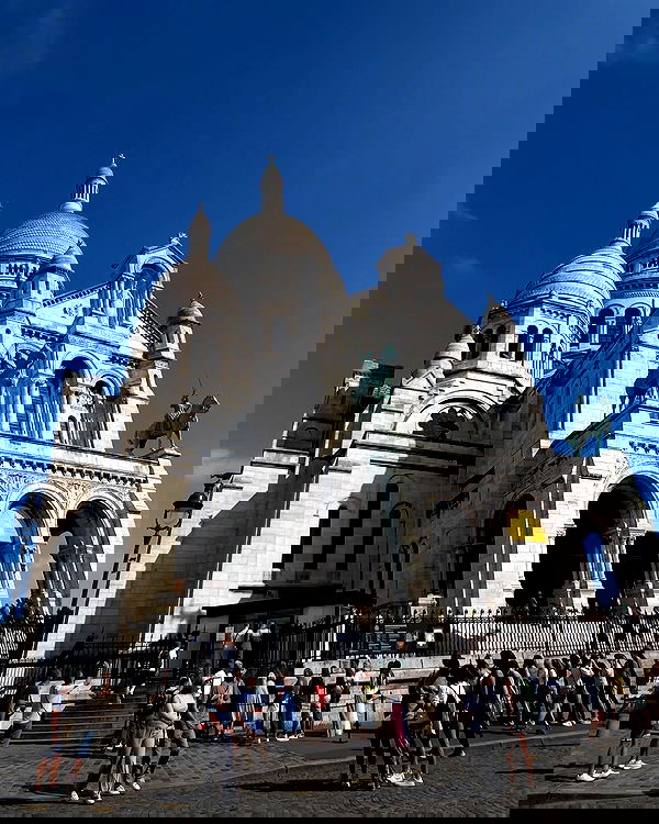 cata.leyah image ~ Altpins