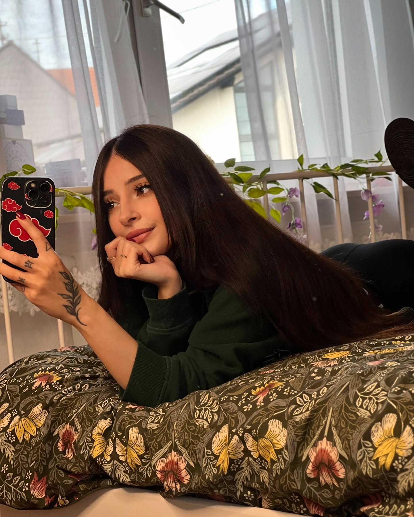 cata.leyah instagram image archive image