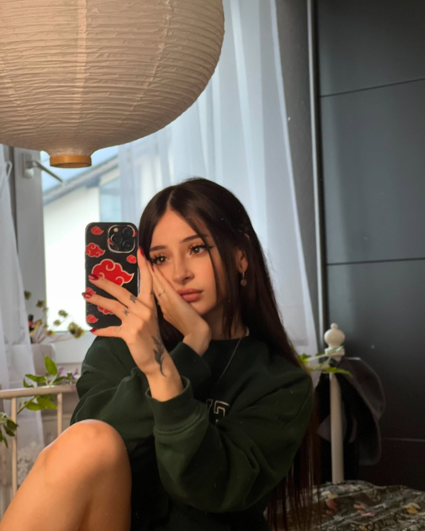 cata.leyah instagram image archive image