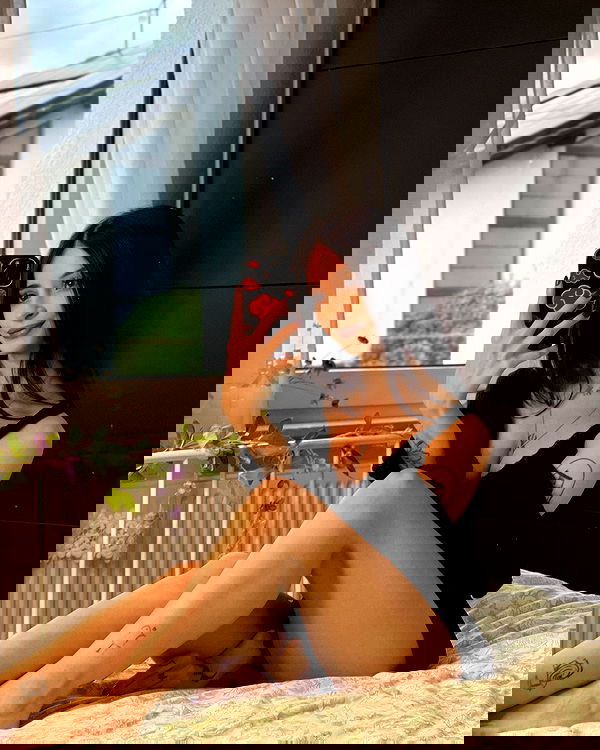 cata.leyah image ~ Altpins